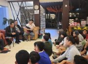 Hadir di Penginapan Atlet, Ketua Inkado Sumbar Evi Yandri Semangati Atlet yang Berlaga di Kerjurnas