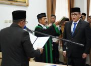 Bupati Lantik Elizar Jadi Penjabat Sekda Tanah Datar