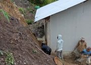 Longsor, Akses Jalan Talang Babungo-Sungai Abu Kabupaten Solok Putus Total