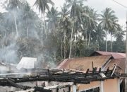 Kebakaran Hebat Landa Kampuang Tangah Gantiang, Delapan Rumah Ludes Terbakar