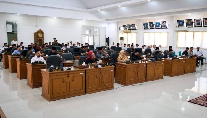 DPRD Tanah Datar Sampaikan Tanggapan Atas RPJMD 2025 – 2029