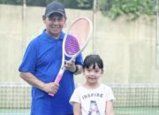 Coach Iwan Melatih Tenis dan Siap jadi Motivator bagi Beginner