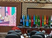Pemprov Sumbar Sampaikan Nota Pengantar Rancangan Perubahan KUA dan PPAS Tahun 2025
