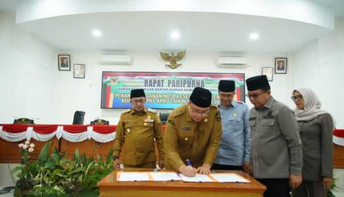 DPRD dan Pemkab Tanah Datar Sepakati KUA dan PPAS APBD 2026