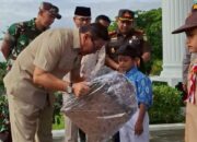 1.846 Siswa SD Negeri dan Swasta Kota Bukittinggi Terima Bantuan Perlengkapan Sekolah