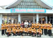 Wali Kota Padang Lepas 20 Pramuka Ikuti WMSJ 2025 di Cibubur