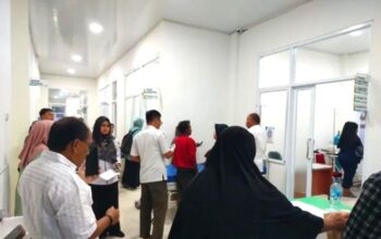 Diduga Keracunan MBG, Puluhan Murid TK dan SD di Agam Dilarikan ke Puskesmas