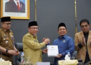 Maigus Nasir Sampaikan R-APBD 2026, PAD Padang Capai Rp1,12 Triliun