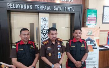 Kejari Padang Geledah Dua Lokasi Terkait Dugaan Korupsi Capai Rp34 Miliar
