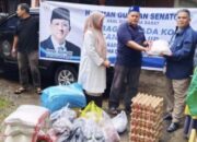 Libatkan Jejaring Muhammadiyah, Irman Gusman Salurkan Sembako untuk Korban Banjir Ulakan