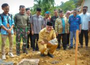 Gubernur beri Apresiasi, Warga Kampung Talang Goro Bangun Huntara dan Surau