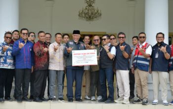 Dukung Sumbar Bangkit, SIG Group dan 11 Distributor Bantu 10.000 Zak Semen