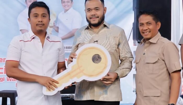 Wagub Sumbar Resmikan Huntara Mandiri Kepalo Koto Kota Padang