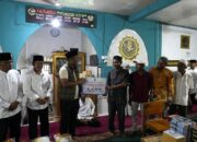 Wagub Sumbar Salurkan Bantuan Rp25 Juta di Masjid An Nur Pasaman