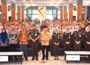 Program Padang Amanah, Ratusan Kepala Sekolah Ikuti Penyuluhan Hukum di Kejari Padang