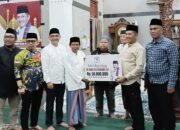 Safari Ramadhan , Wakil Ketua DPRD Sumbar Evi Yandri  Bantu Masjid Al-Munawarah Pagambiran