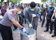 Ikut Musnahkan 6,4 Kg Sabu, Mahyeldi Tegaskan ASN Terlibat Narkoba di Sumbar Terancam Dipecat