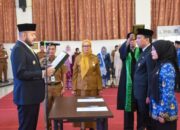 Fadly Amran Lantik 4 Pejabat Tinggi dan 50 Kepala Sekolah di Padang