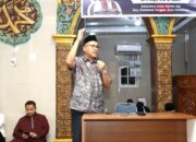Pemprov Sumbar Sosialisasikan Visi Sumbar Madani Saat Safari Ramadan