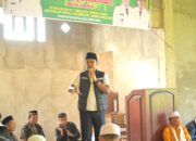 Safari Ramadan di Mentawai, Vasko Ruseimy Serahkan Bantuan Rp25 Juta untuk Masjid Maitut Taqwa