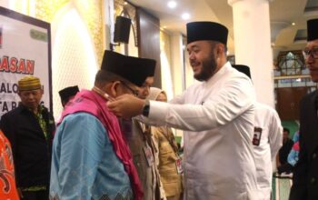 386 Jemaah Haji Padang Berangkat, Fadly Amran Beri Pesan Ini