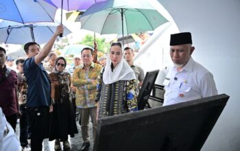 Kunjungan Menpar ke Bukittinggi, Mahyeldi Dorong Jam Gadang dan Sejarah PDRI Mendunia