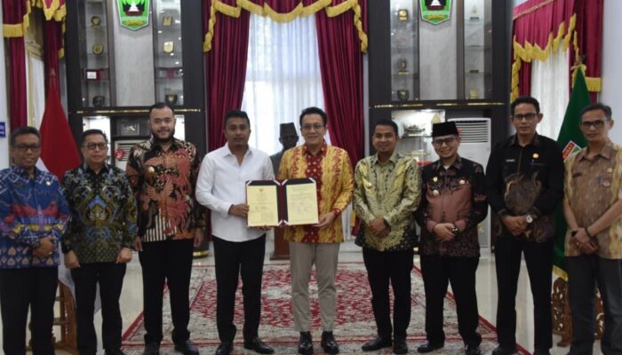 Padang dan Pemprov Sumbar Teken PKS PSEL, Solusi Sampah Jadi Energi