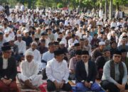 Warga Batusangkar Shalat Idul Adha di Lapangan Cindua Mato