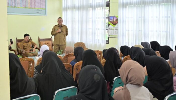 Sekda Sumbar Motivasi Anak PSBR Harapan Padang Panjang Siap Masuk Dunia Kerja