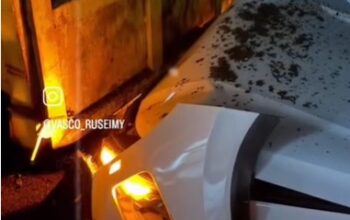 Mobil Dinas Tabrak Truk di Solok, Wagub Sumbar Vasko Ruseimy Selamat dari Maut