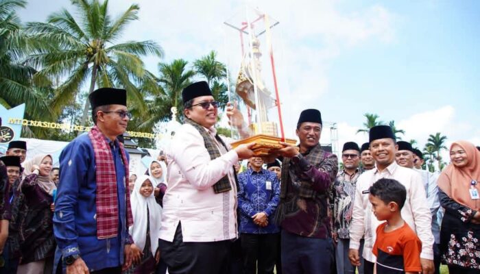 MTQ ke-43 Tanah Datar Ditutup, LBU Juara Umum