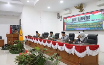 DPRD Tanah Datar Dengarkan Jawaban Bupati Atas Ranperda Pertanggungjawaban APBD 2025