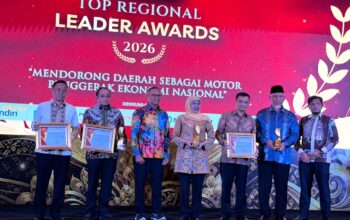 Mahyeldi Raih Disway Top Regional Leader Awards 2026 Kategori Penggerak Ekonomi Umat