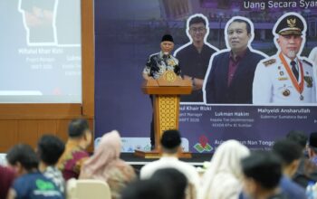 Hadapi Era Digital, Mahyeldi Ajak Generasi Muda Perkuat Literasi Keuangan Syariah