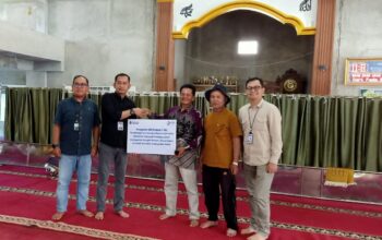 BRI Salurkan Bantuan TJSL untuk Sarana Ibadah Masjid Al-Hidayah Kabupaten Solok