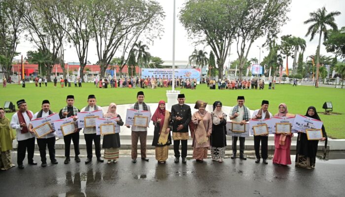Ketahanan Keluarga Jadi Kunci Generasi Emas 2045, Gubernur Mahyeldi Minta Perda Segera Diimplementasikan