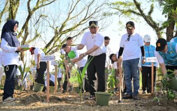Peringati Hari Lingkungan Hidup, Sumbar Tanam 1.000 Pohon di Hutan Kota Malvinas