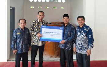 BRI Cabang Solok Salurkan Bantuan BRI Peduli untuk Pembangunan Mushola MTsN 4 Solok