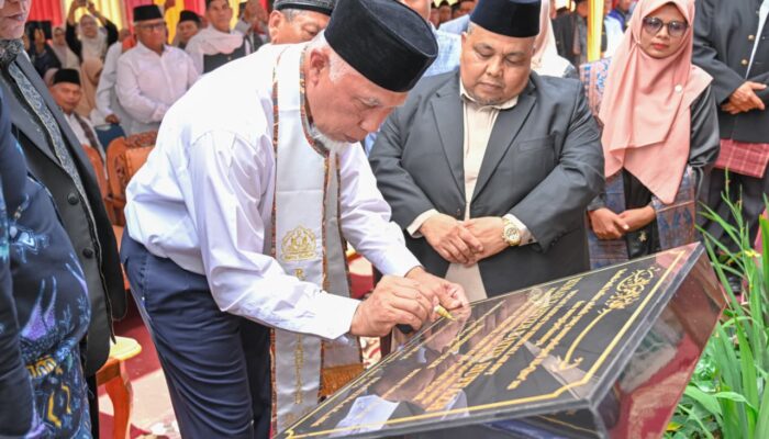 Gubernur Mahyeldi Resmikan Rumah Tahfiz Baitul Huffazh, Perkuat Pembinaan Generasi Qurani di Tanah Datar