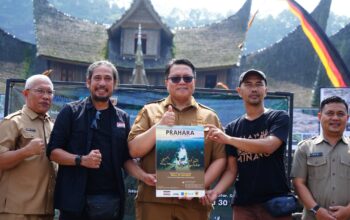 Wabup Ahmad Fadly Apresiasi Pameran Foto Prahara Pulau Emas