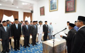 Bupati Eka Putra Rotasi Enam Pejabat Tinggi Pratama