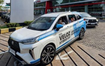 Helat Family Gathering di Padang, Auto2000 Kenalkan Keunggulan New Veloz Hybrid EV