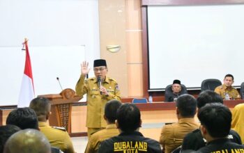 Maigus Nasir Bekali 30 Dubalang Kota, Perkuat Keamanan Berbasis Adat di Padang