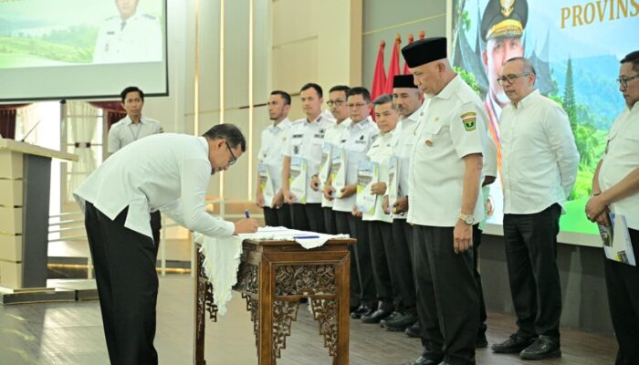 Sumbar Tetapkan 166 Ribu Hektare LP2B, Lampaui Target Nasional Ketahanan Pangan
