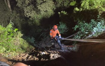 Truk CPO Masuk Jurang Sedalam 80 Meter di Sitinjau Lauik, Satu Korban Meninggal