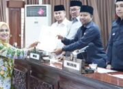 Pemko Bersama DPRD Bukittinggi Tandatangani Nota Persetujuan Bersama Raperda Tentang Pajak dan Retribusi Daerah