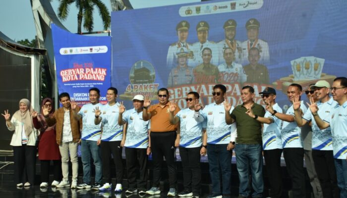 Gebyar Pajak 2026 Padang Meriah, Berikan Hadiah Umrah dan Motor Listrik