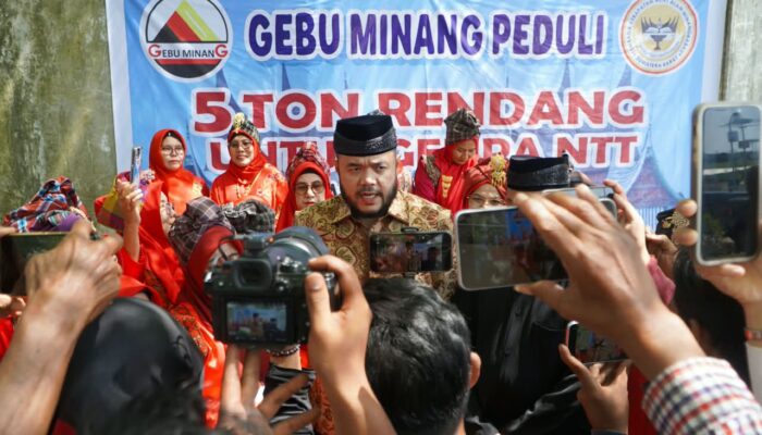 LKAAM dan Gebu Minang Sumbar Siapkan 5 Ton Rendang untuk Korban Gempa NTT
