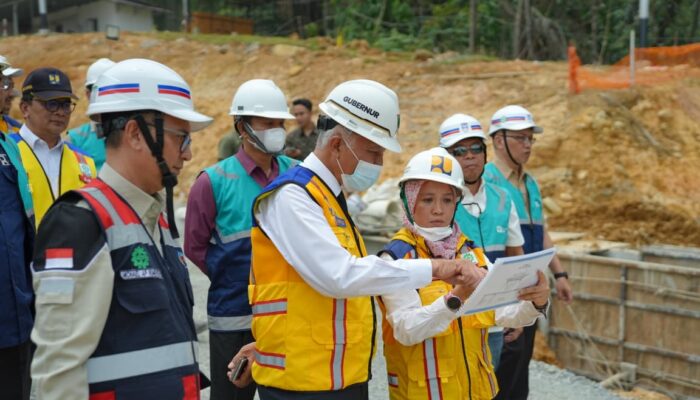 Gubernur Mahyeldi Sebut Pembangunan Fly Over Sitinjau Lauik Hasil Kerja Semua Pihak