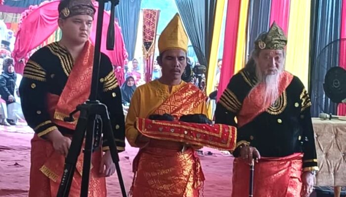 Kombatpol Sayangkan Pemmberian Gelar Datuak untuk Warga Keturunan di Harau